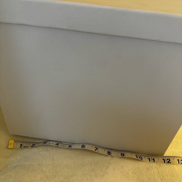 Large Celine Paper Gift Box - Picture 6 of 13